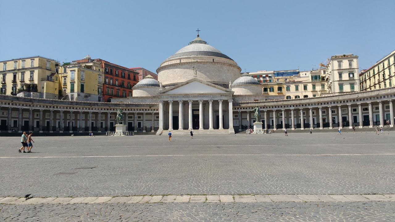 Hotel Palazzo Chiatamone Nápoles Exterior foto